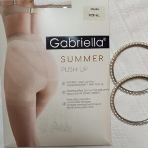 Majtki z efektem push'up.